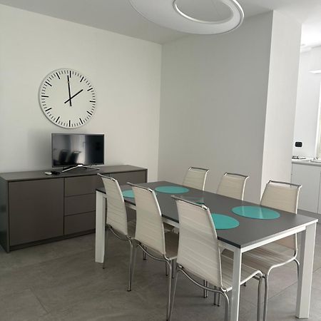 Modern Flat With A Stunning View In Cuneo Center Exterior foto